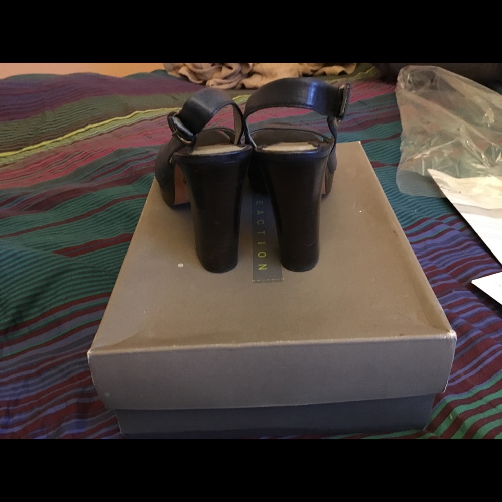 Shoes - Picture 3 of 3